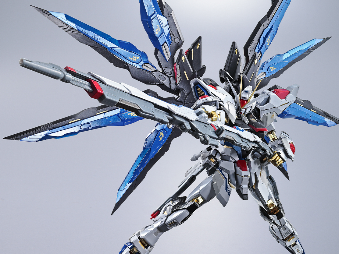 METAL BUILD ストライクフリーダムガンダム ＜リバイバル版＞」6月発売