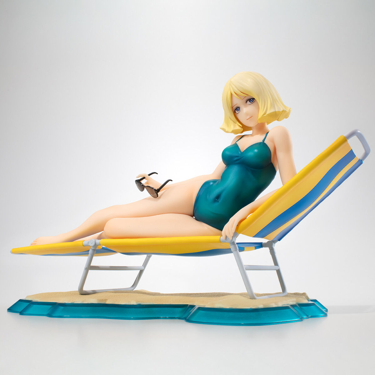 MegaHouse - GGG(ガンダムガールズジェネエーション) セイラ・マス 〜休息〜 機動戦士ガンダム 1/8 完成品 フィギュア メガハウス GGGシリーズ 機動戦士ガンダム セイラ・マス～休息～」11月下旬再発売