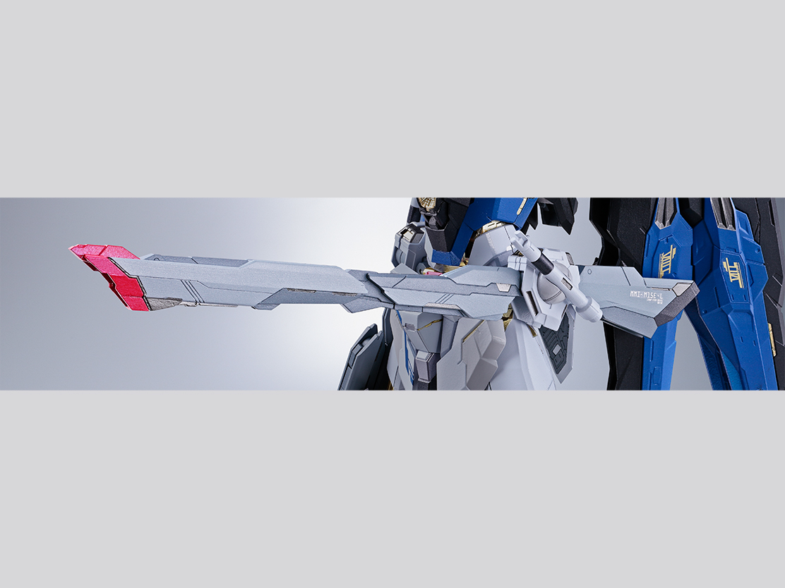 METAL BUILD ストライクフリーダムガンダム ＜リバイバル版＞」6月発売
