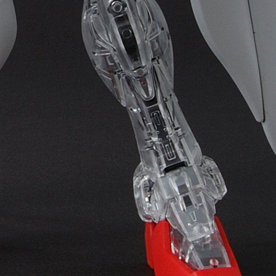 MG 1/100 ウイングガンダムゼロ(EW版)(プラスクリア外装) | GUNDAM