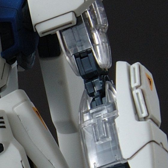 MG 1/100 ガンダムF91(プラスクリア外装) | GUNDAM Official Website