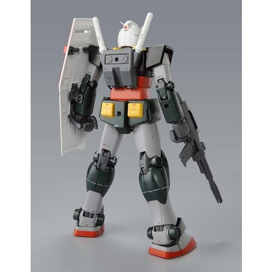 MG 1/100 RX-78-2ガンダム Ver.2.0 リアルタイプカラー | GUNDAM