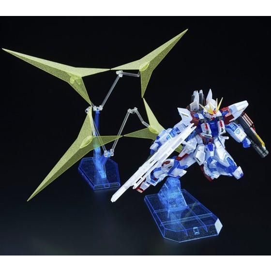 MG 1/100 スタービルドストライクガンダム（RGシステムVer
