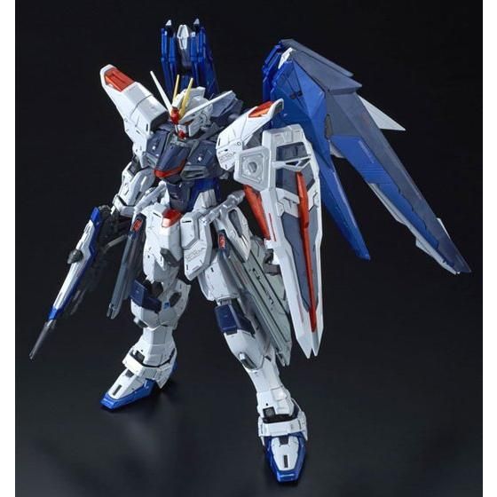 MG 1/100 フリーダムガンダム Ver．2．0 フルバーストモード