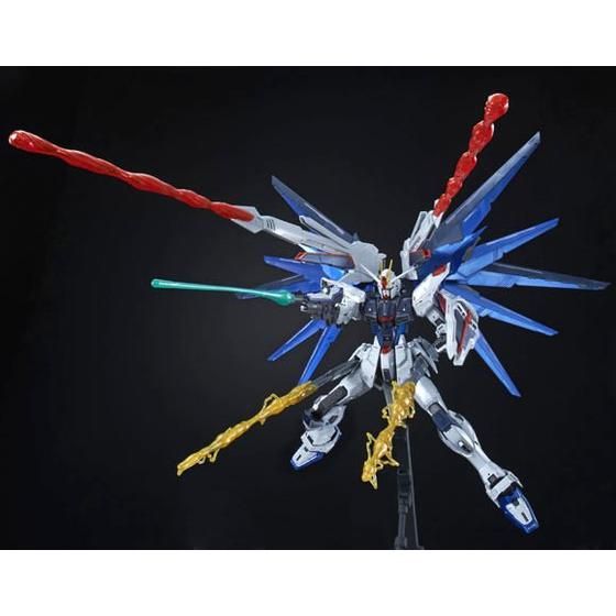MG 1/100 フリーダムガンダム Ver．2．0 フルバーストモード