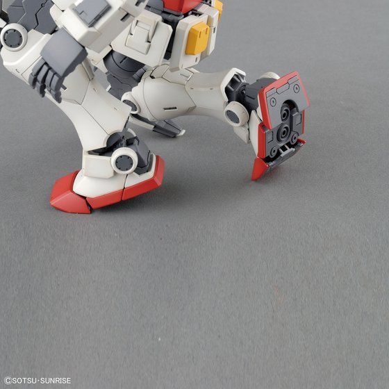 MG 1/100 RX-78-02 ガンダム（GUNDAM THE ORIGIN版）スペシャルVer