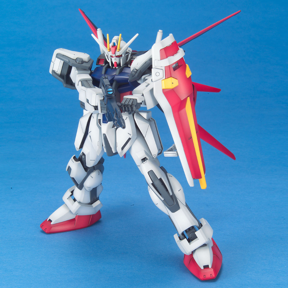 1/100 エールストライクガンダム | GUNDAM Official Website
