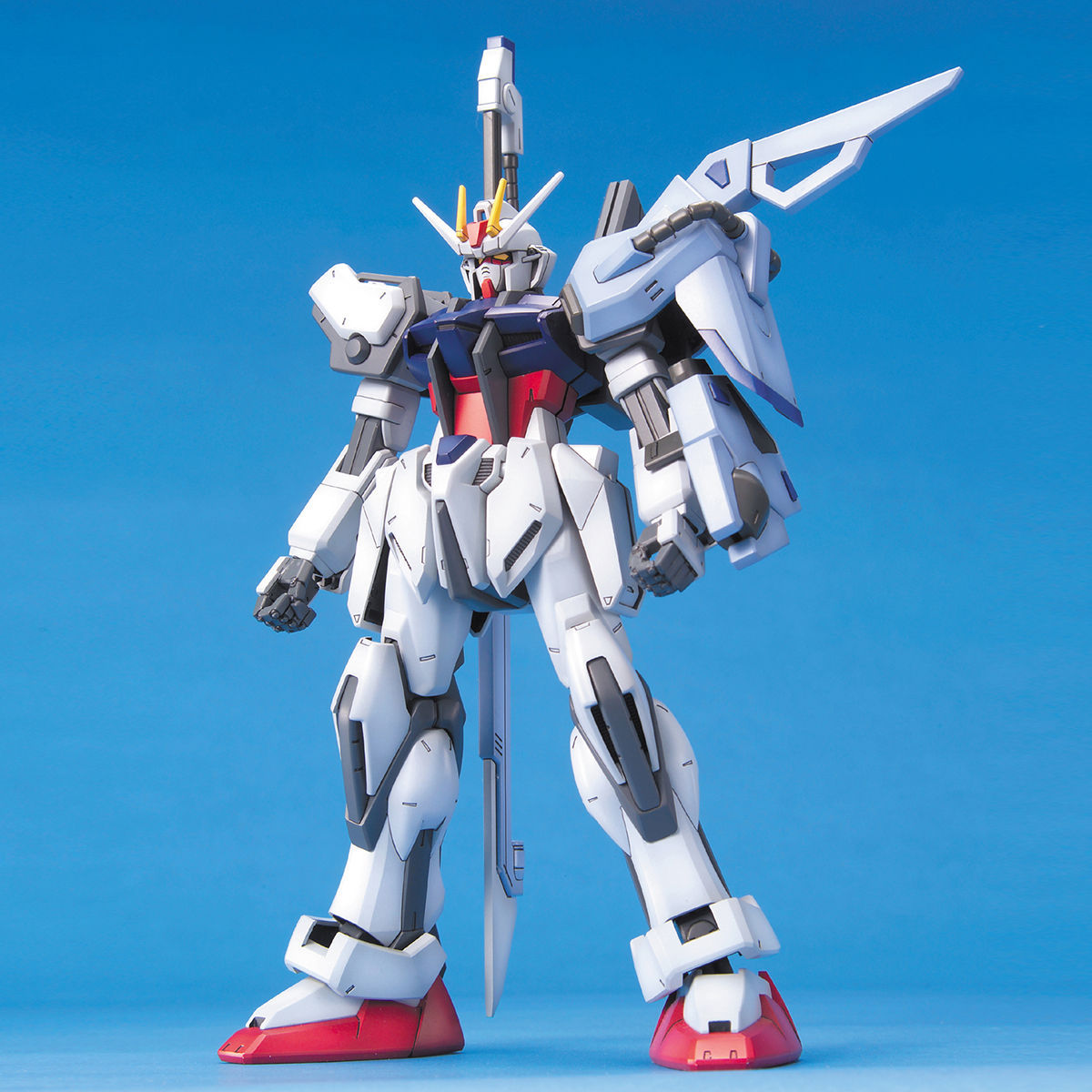 【完成品】1/100 ソードストライク 1/100 ソードストライクガンダム | GUNDAM Official Website
