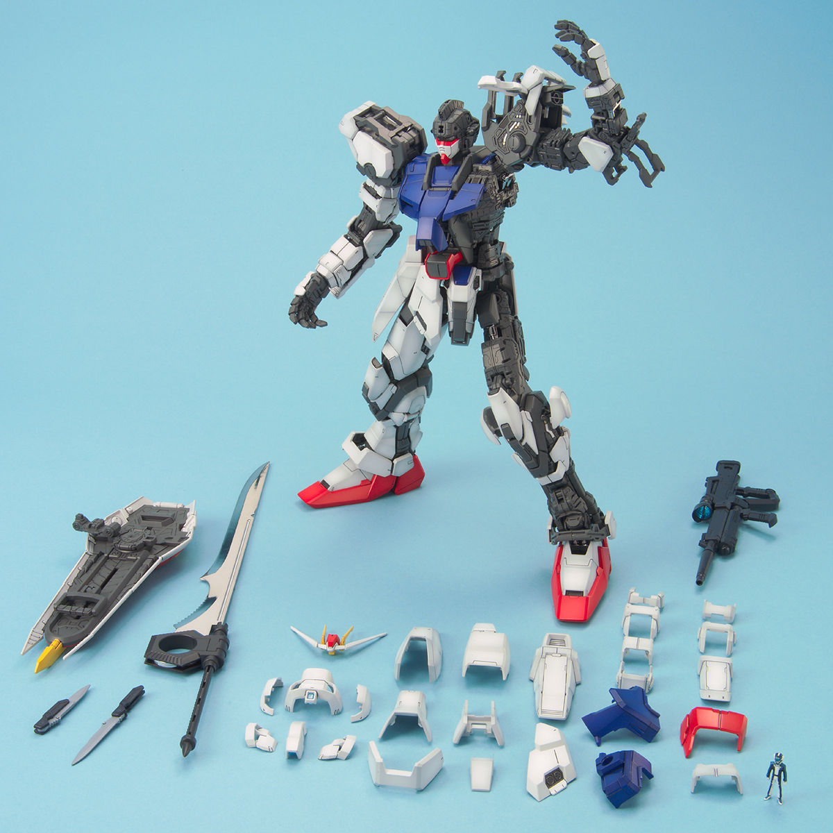 PG 1/60 ストライクガンダム | GUNDAM Official Website