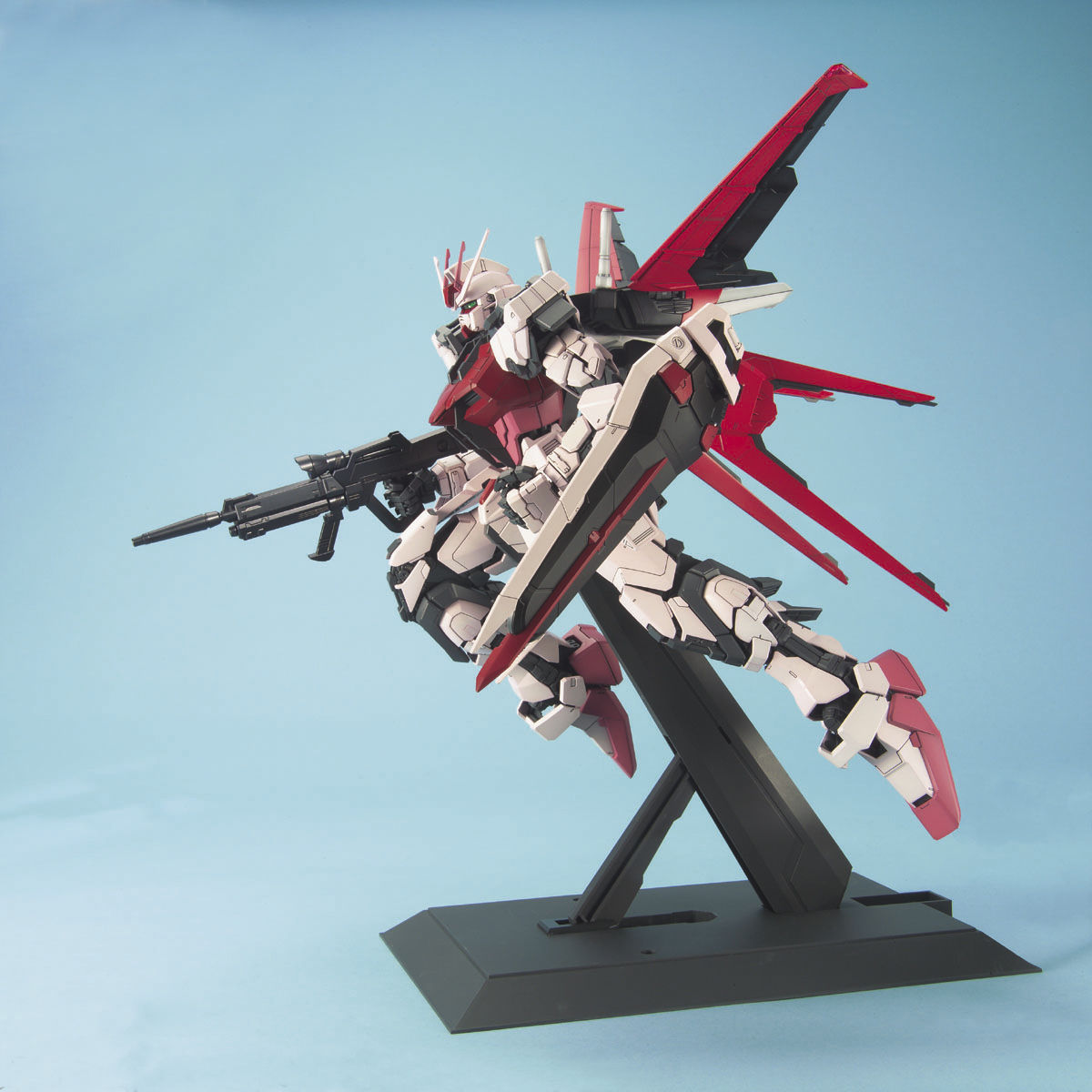 PG 1/60 ストライクルージュ + スカイグラスパー エールストライカー PG 1/60 ストライクルージュ＋スカイグラスパー | GUNDAM Official