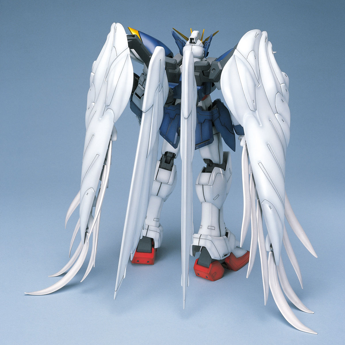 PG 1/60 ウイングガンダムゼロカスタム | GUNDAM Official Website