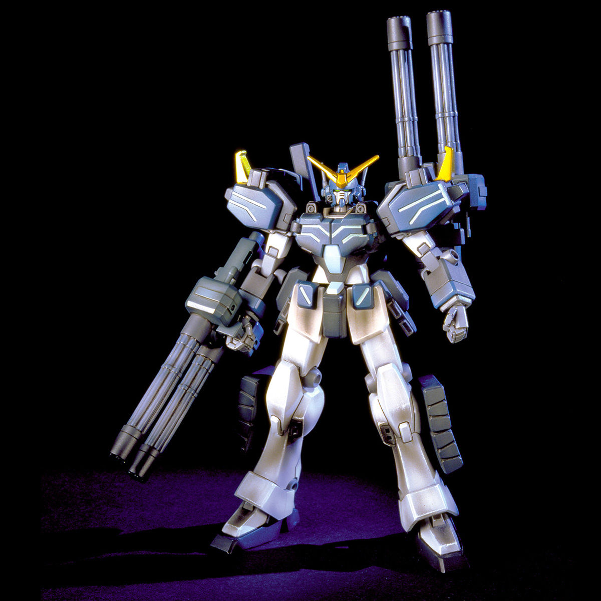 1/144 ガンダムヘビーアームズカスタム HG FA | GUNDAM Official Website