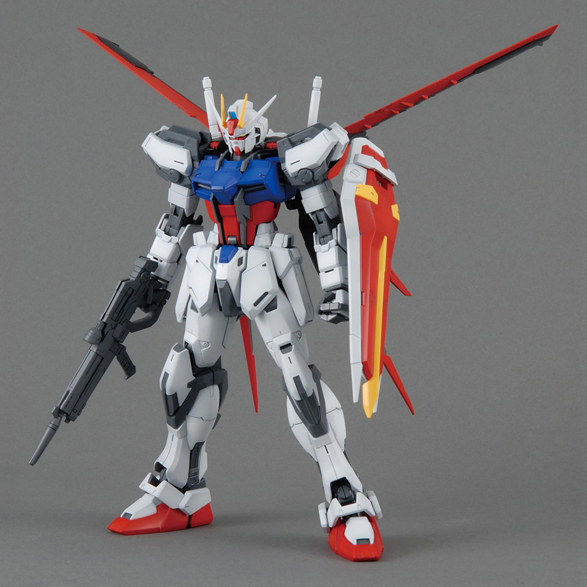 MG 1/100 エールストライクガンダム Ver．RM | GUNDAM Official