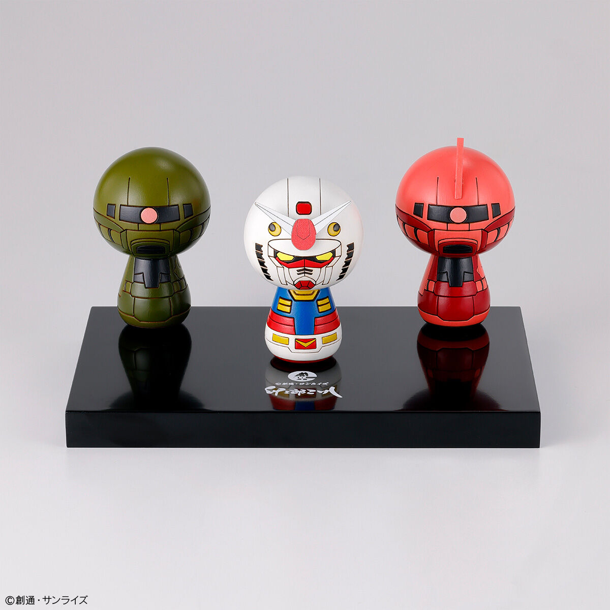 STRICT-G JAPAN『機動戦士ガンダム』卯三郎こけし 3体セット STRICT-G JAPAN『機動戦士ガンダム』卯三郎こけし 3体セット | GUNDAM