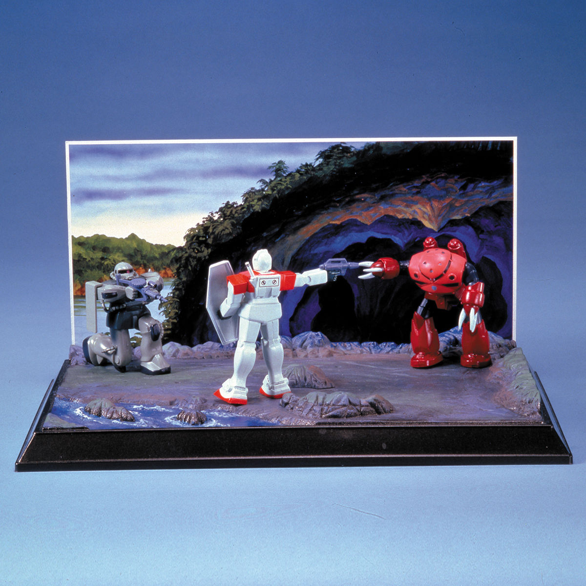1/250 ガンダム情景模型 ジャブローに散る | GUNDAM Official Website