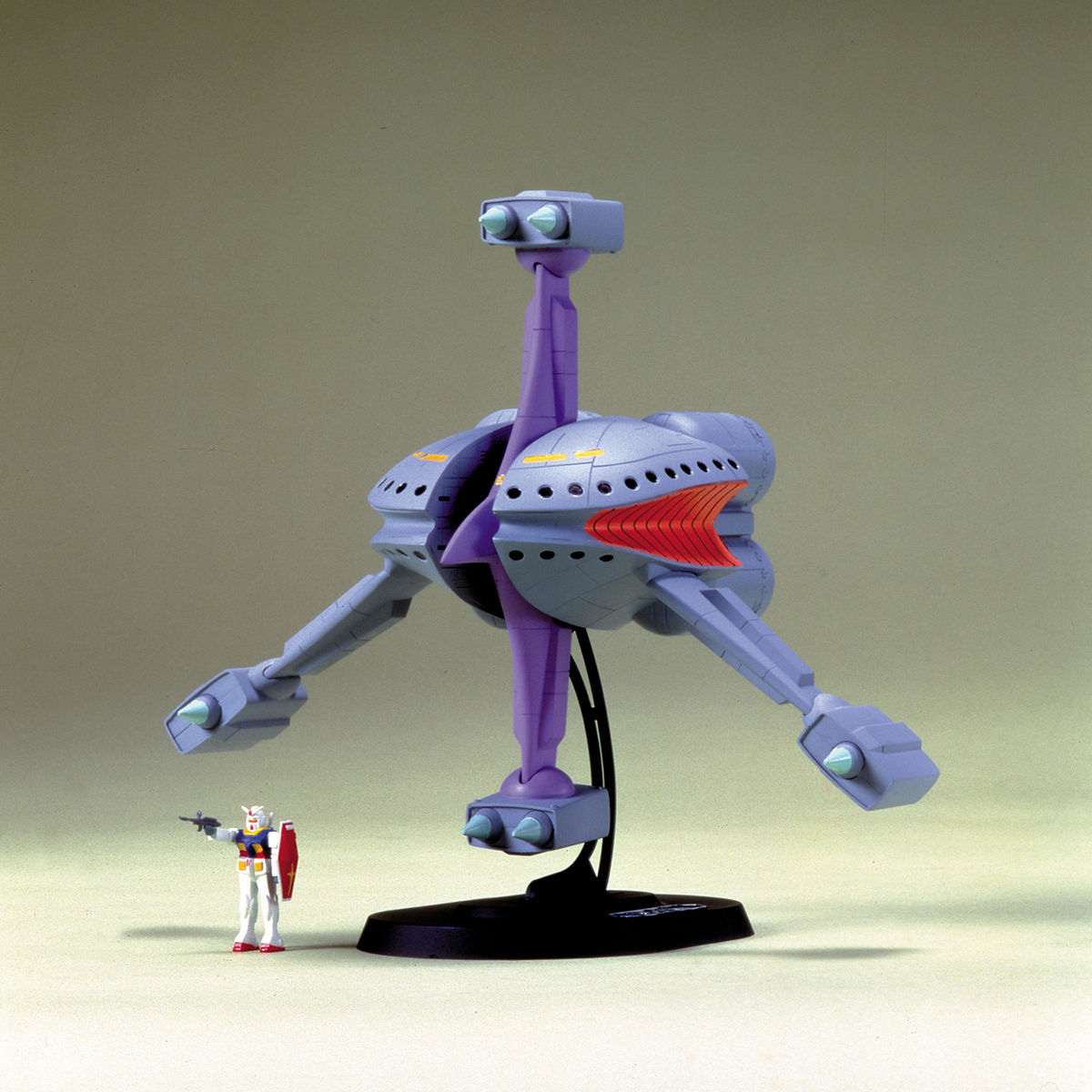 【極希少・紐封印】ブラウ・ブロ1/550 旧キットガンプラ35周年コンビニ再販品 1/550 ブラウ・ブロ | GUNDAM Official Website