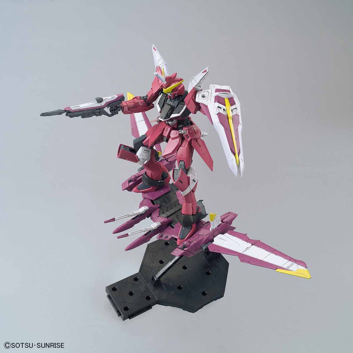 MG 1/100 ジャスティスガンダム | GUNDAM Official Website