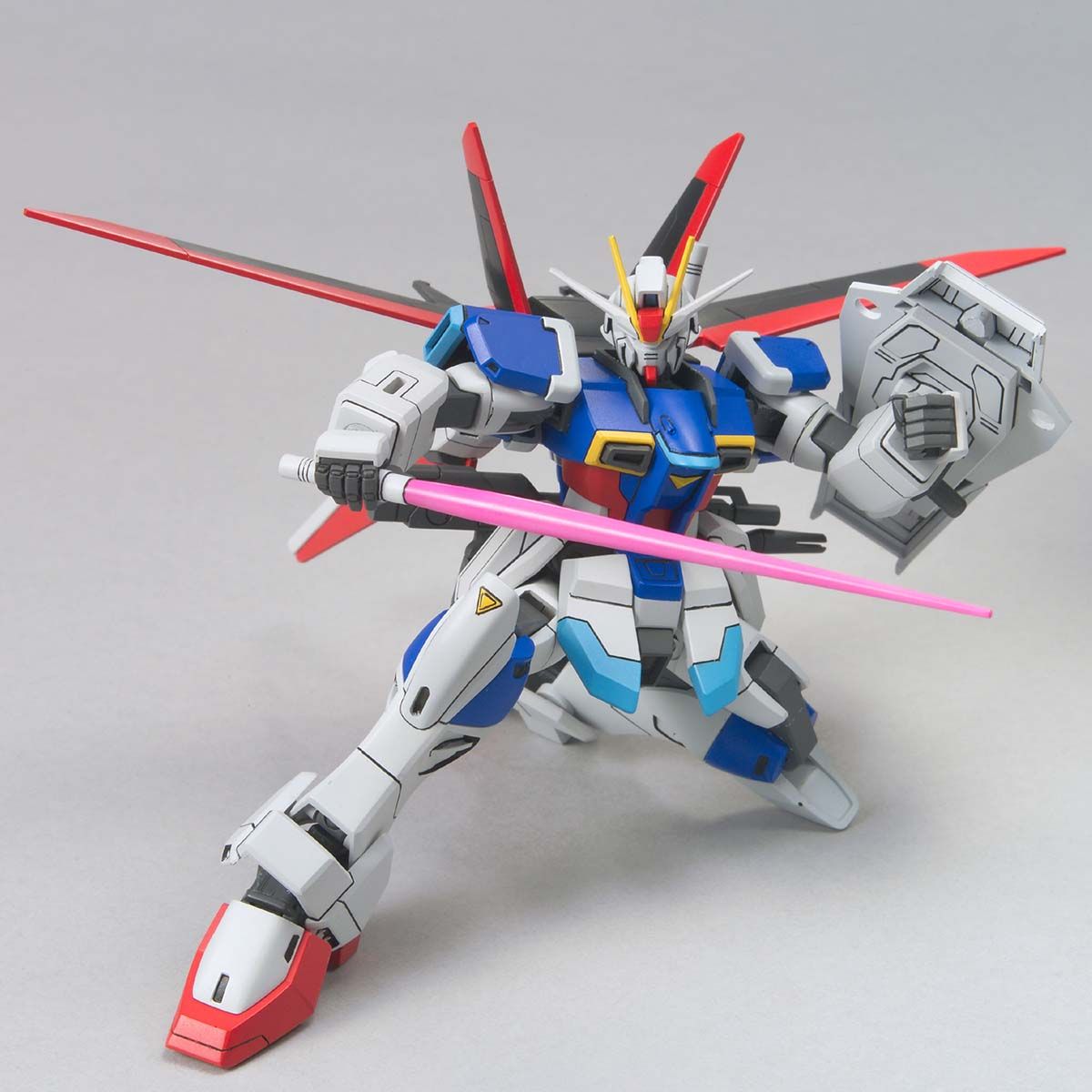 HG 1/144 フォースインパルスガンダム | GUNDAM Official Website