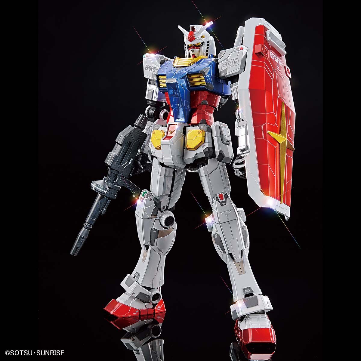 1/100 RX-78F00 ガンダム チタニウムフィニッシュ 1/100 RX-78F00 ガンダム [チタニウムフィニッシュ] | GUNDAM Official