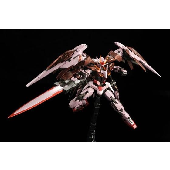 MG 1/100 トランザムライザー 【再販】 | GUNDAM Official Website