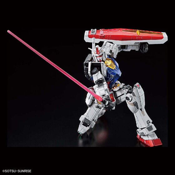 RX-78F00 ガンダム チタニウムフィニッシュ 1/100 1/100 RX-78F00 ガンダム [チタニウムフィニッシュ] | GUNDAM Official