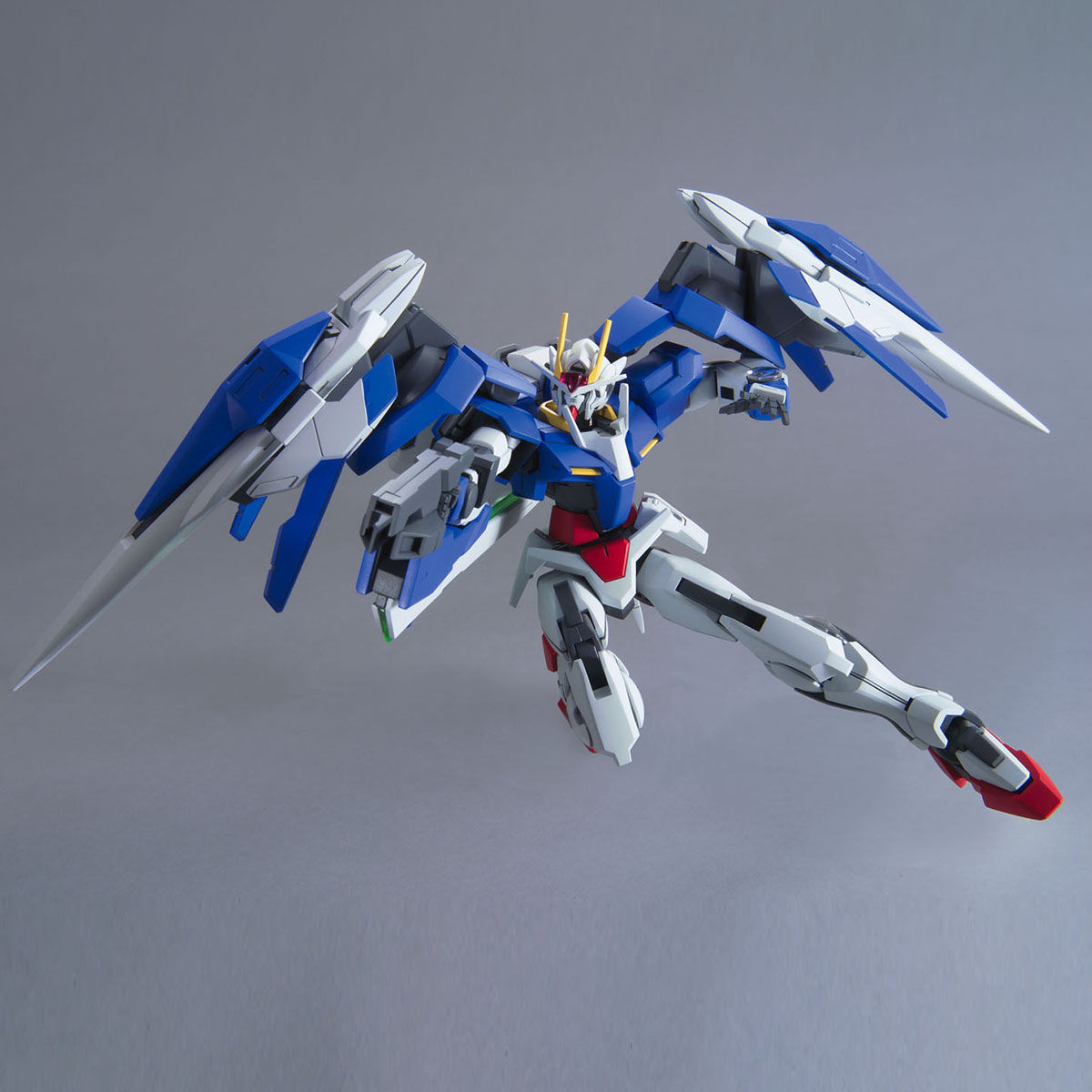 HG 1/144 ダブルオーライザー（粒子貯蔵タンク型） | GUNDAM
