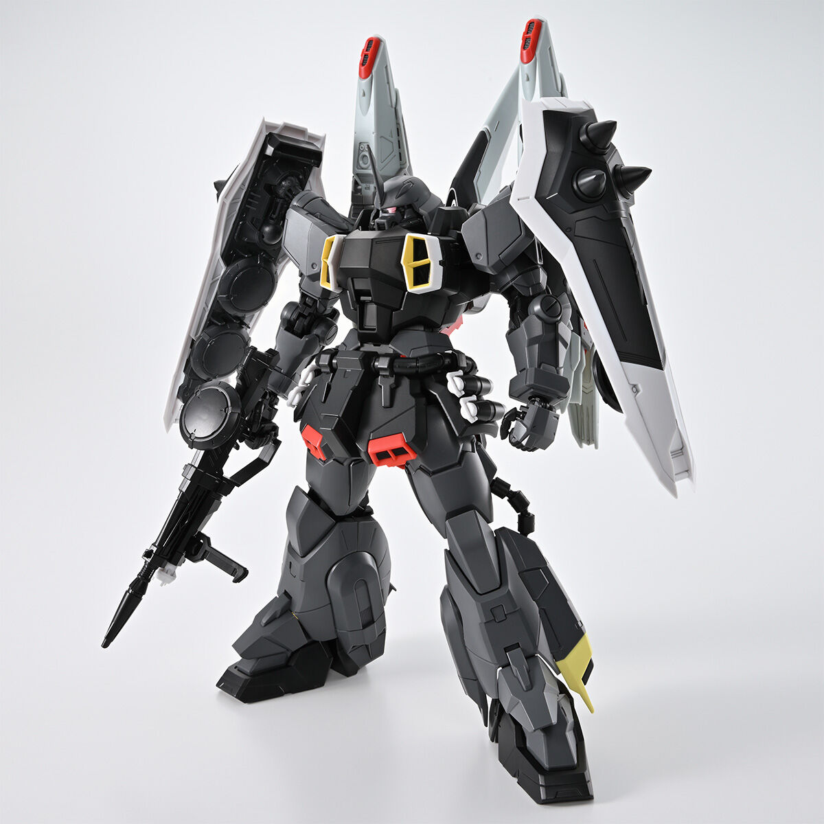 MG 1/100 ブレイズザクファントム (ディアッカ・エルスマン専用機