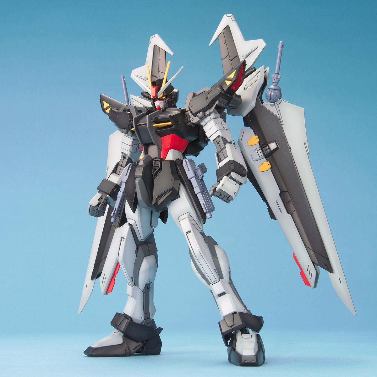 MG ストライクノワールガンダム　全塗装 完成品 MG 1/100 ストライクノワールガンダム | GUNDAM Official Website