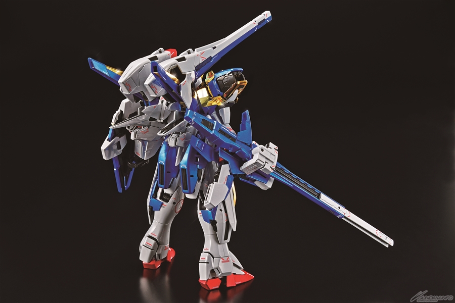 MG V2アサルトバスターガンダム Ver.Ka［チタニウムフィニッシュ