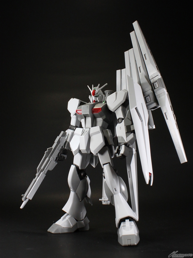 GFCプレミアム会員 入会特典「HG νガンダム（ファーストロットカラー