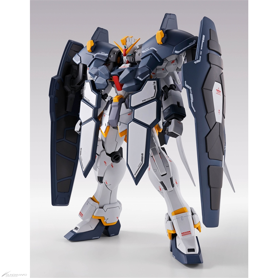 MG ガンダムサンドロック EW （アーマディロ装備）」本日13時より予約