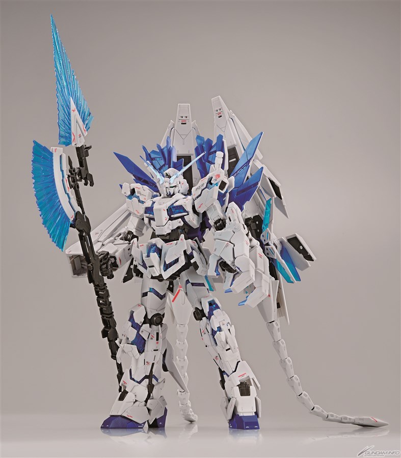 RG ガンダムベース限定　ユニコーンガンダム　バシンィ　ライティングモデル フレームが光る！限定ガンプラ「RG ユニコーンガンダム （ライティング