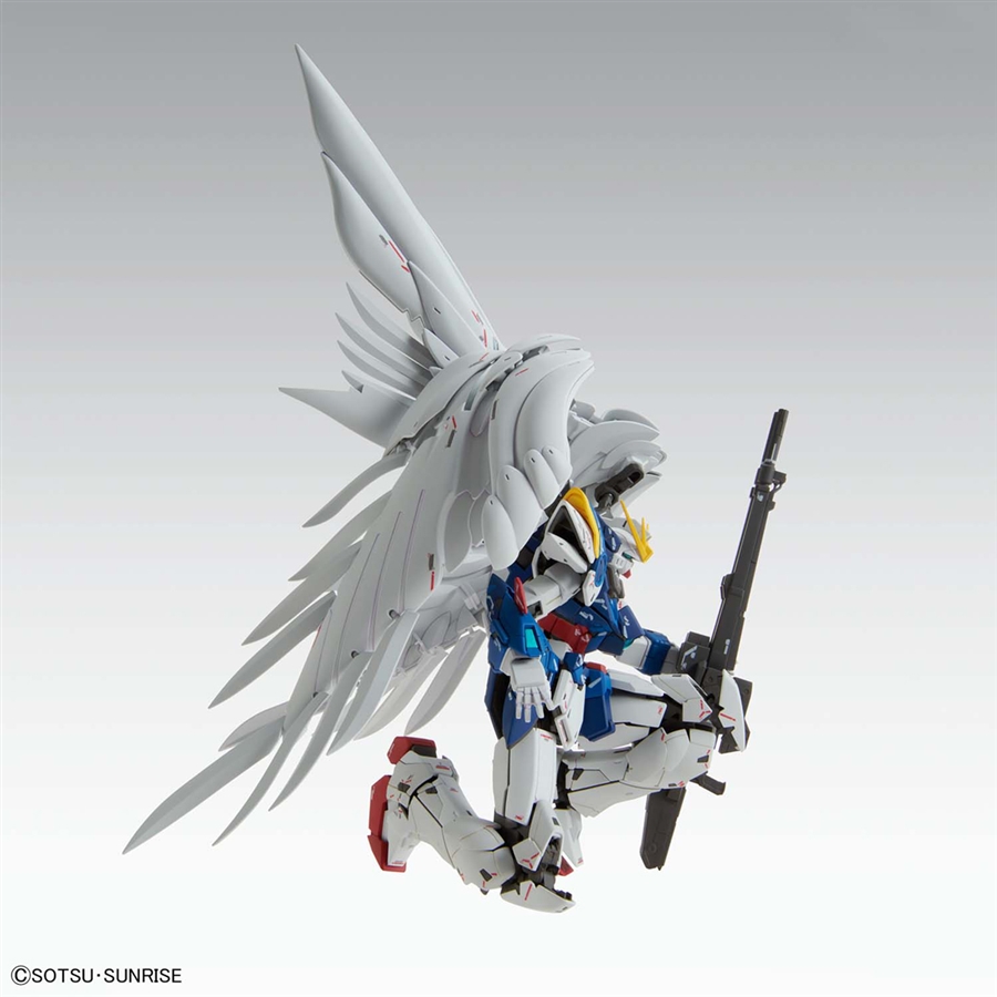 The Special Page & Product Images for the MG Wing Gundam Zero EW