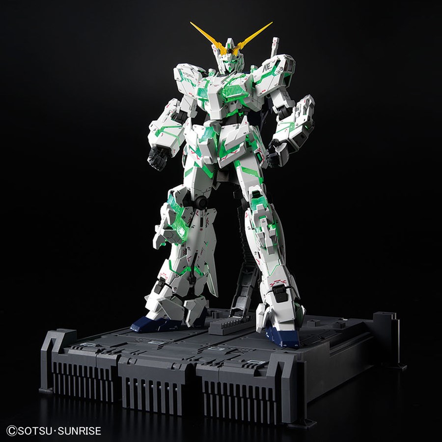 THE GUNDAM BASE Limited MGEX Unicorn Gundam Ver.TWC, MG Gundam