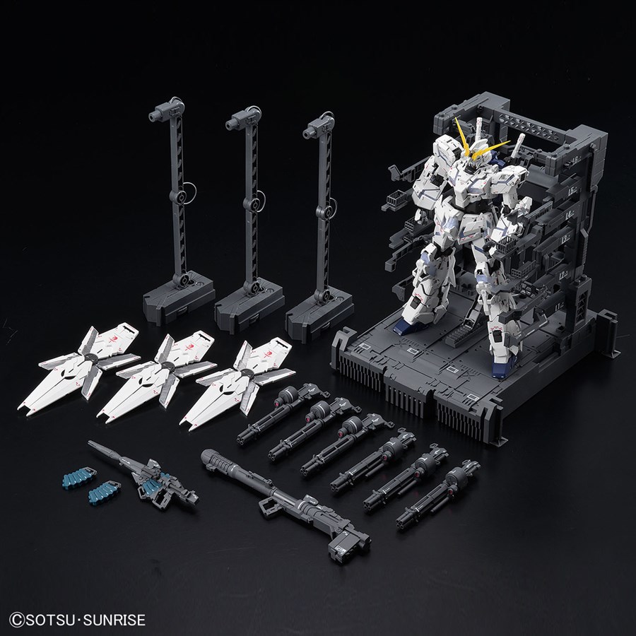 ガンダムベース「MGEX ユニコーンガンダム Ver.TWC」など限定アイテム2