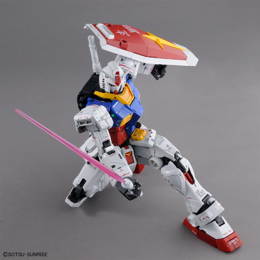 The PG UNLEASHED RX-78-2 Gundam Wins the Grand Prize in the Japan