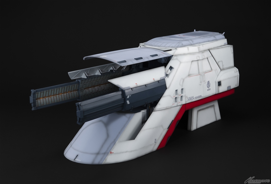Realistic Model Series ガンダムSEED HGシリーズ用 アークエンジェル