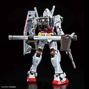 ガンダムベースにて「MG ガンダム Ver.3.0［チタニウムフィニッシュ