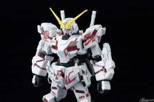 HG「ユニコーンガンダム」＆「バンシィ」（デストロイモード）Ver.NIKE