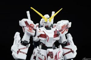 HG「ユニコーンガンダム」＆「バンシィ」（デストロイモード）Ver.NIKE