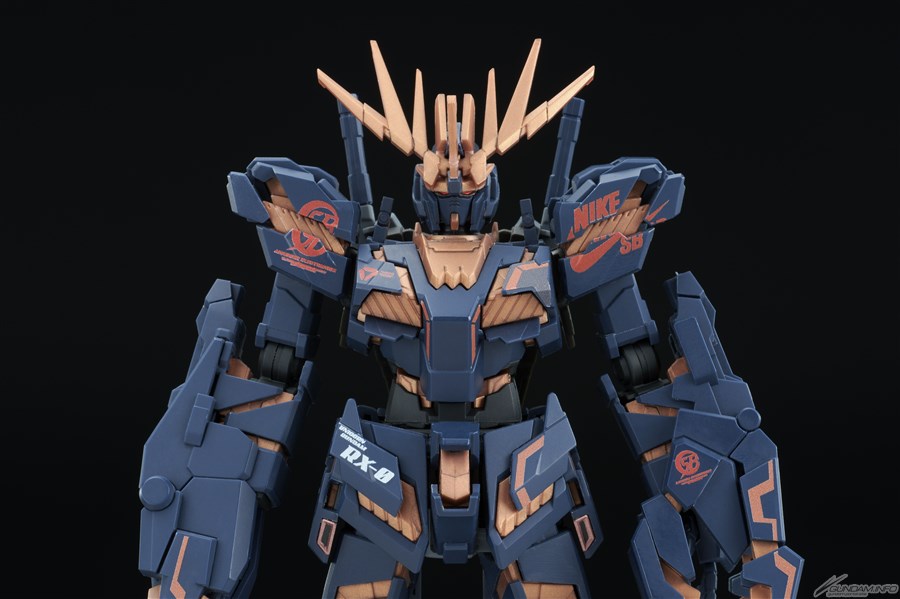 HG「ユニコーンガンダム」＆「バンシィ」（デストロイモード）Ver.NIKE