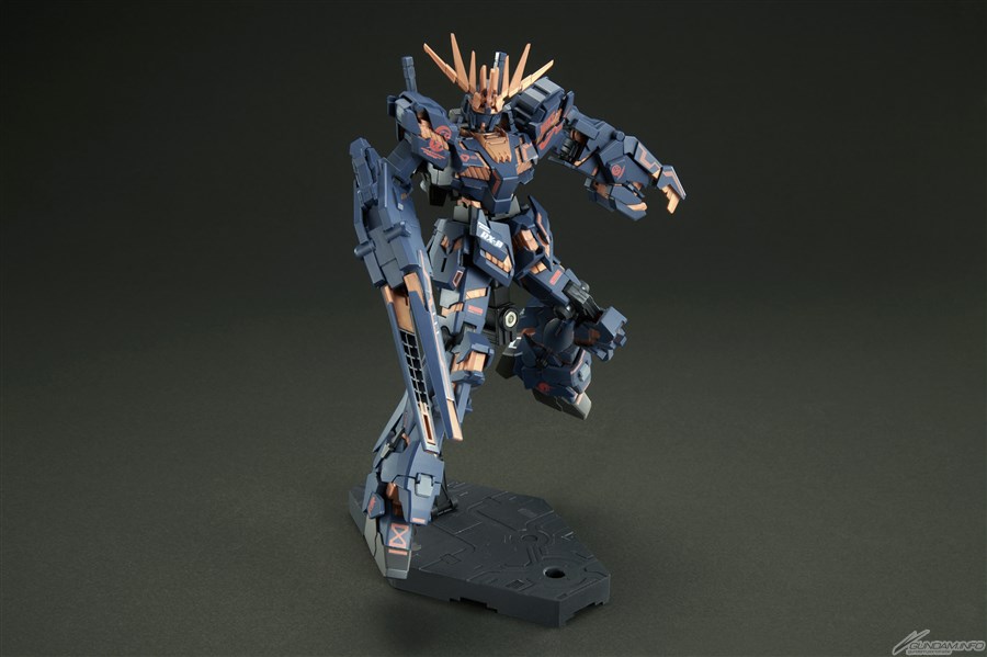 HG「ユニコーンガンダム」＆「バンシィ」（デストロイモード）Ver.NIKE