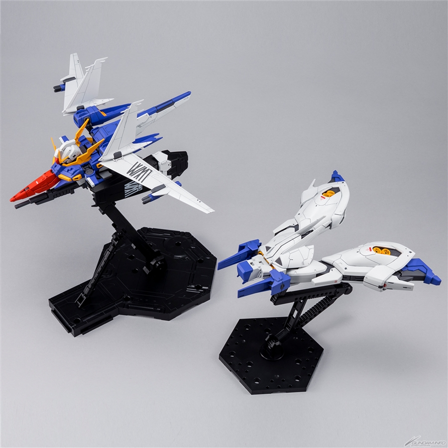 ガンダムリントヴルム　1/100 ガンダムビルドダイバーズ ガンダムビルドダイバーズ Genius Head Line「RE/100 ガンダムリント