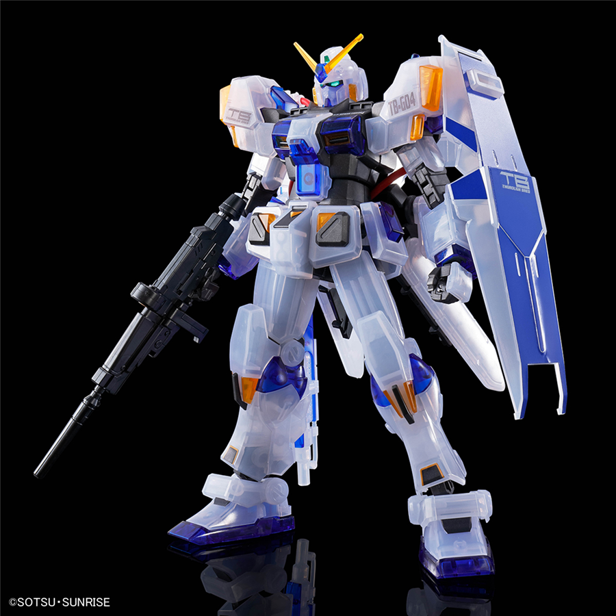 ガンダムベース「HG ガンダム4号機」＆「5号機」クリアカラー、本日