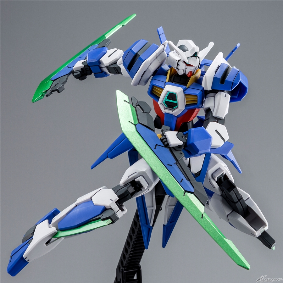 HG ガンダムAGE-1 レイザー＆ガンダムAGE-2 アルティメス セット」本日