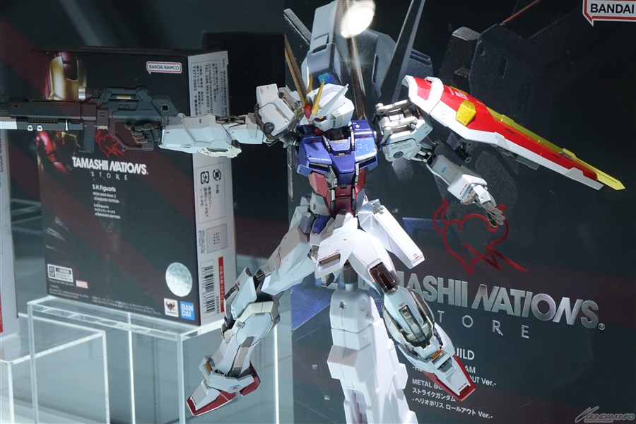 TNST Limited Edition METAL BUILD Strike Gundam -Heliopolis Rollout