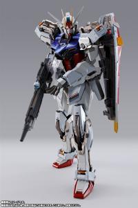 彩色とパッケージを限定バージョンとして一新！「METAL BUILD