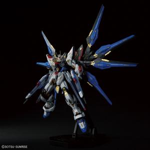 ガンプラ史上最高峰の“金属表現”を実現！「MGEX 1/100 ストライク