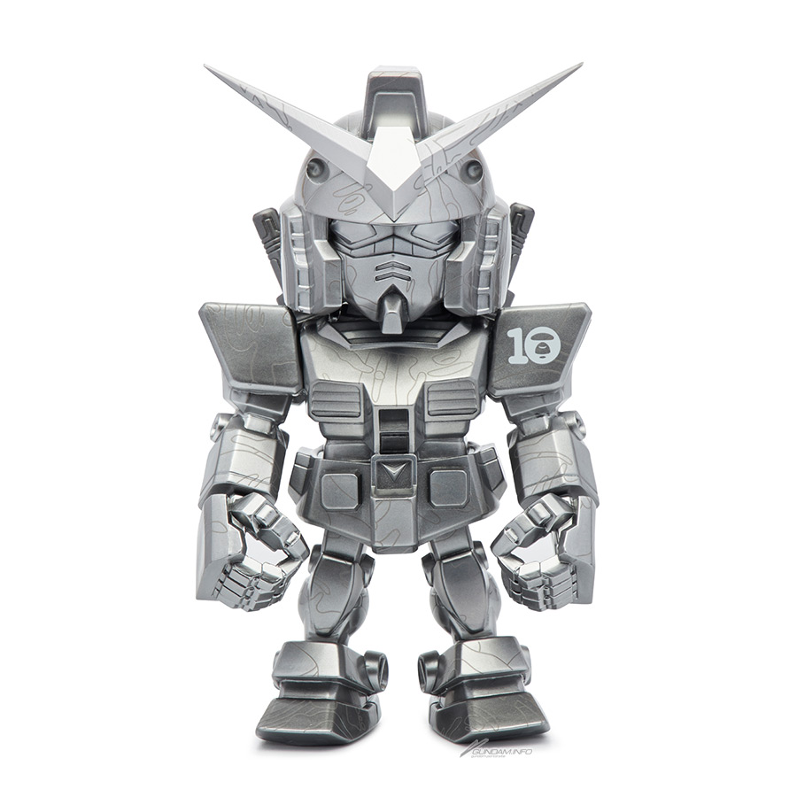 RX-78-2 GUNDAM Ver.A BATHING APE 新品未使用 AAPE BY A BATHING APE®コラボ！フィギュア「QMSV RX-78-2 GUNDA Ver