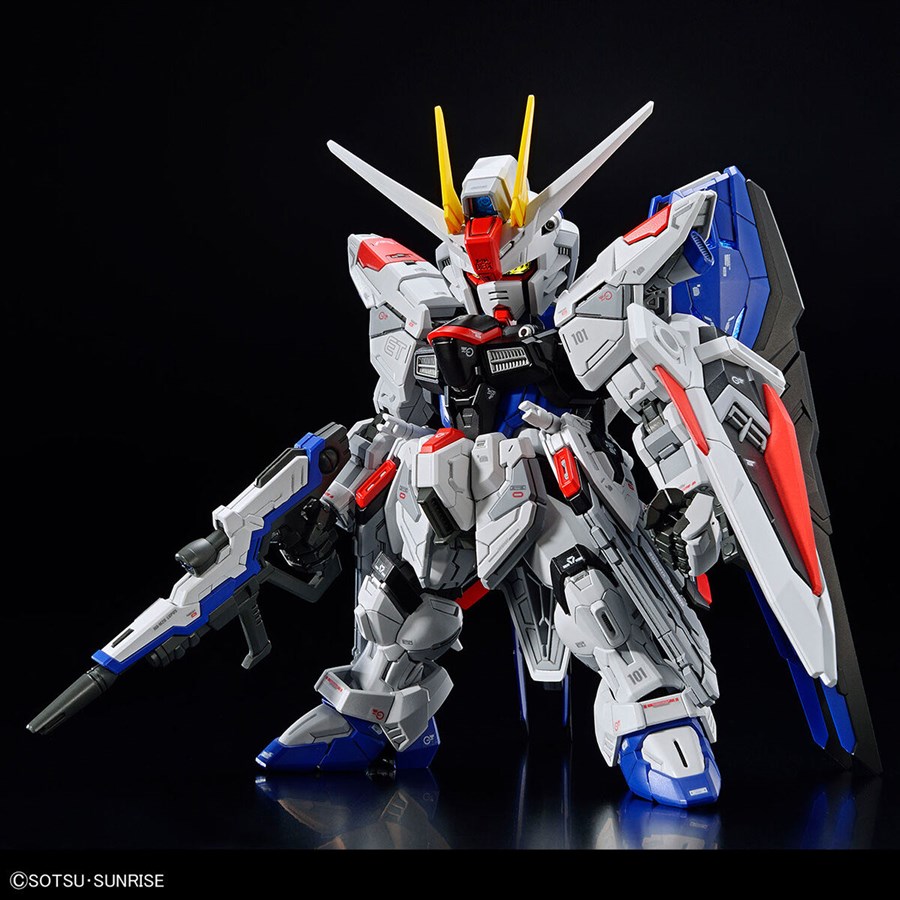 MGSD 4種まとめセット The MGSD Freedom Gundam Ships Today! An SD Kit with the Best